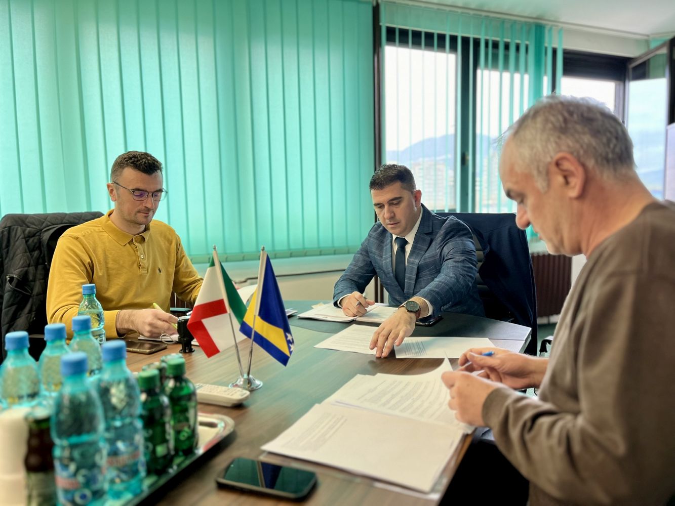 POTPISAN UGOVOR ZA USLUGE IZRADE PROJEKATA SANACIJE KOLOVOZA REGIONALNIH CESTA NA PODRUČJU ZDK
