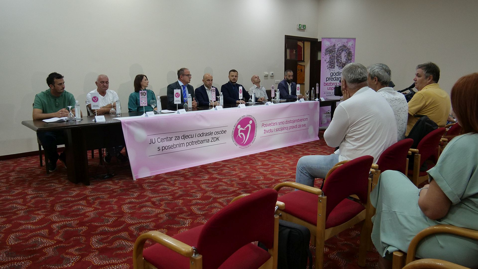 Premijer Pivić najavio da će Vlada ZDK-a nadomjestiti sredstva koja Grad Zenica odbija odobriti Centru za djecu i odrasle sa posebnim potrebama