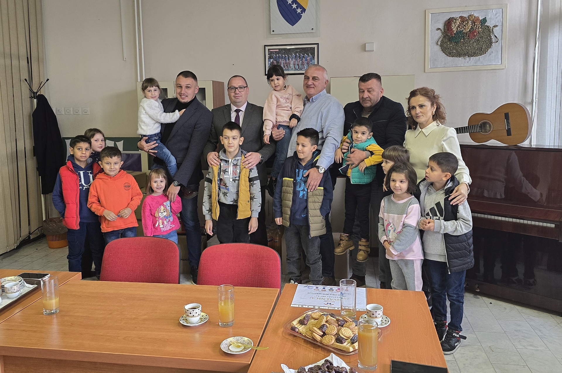 Ministar Sirovica i predstavnici boračkih organizacija darovali štićenike "Dom porodice" Zenica