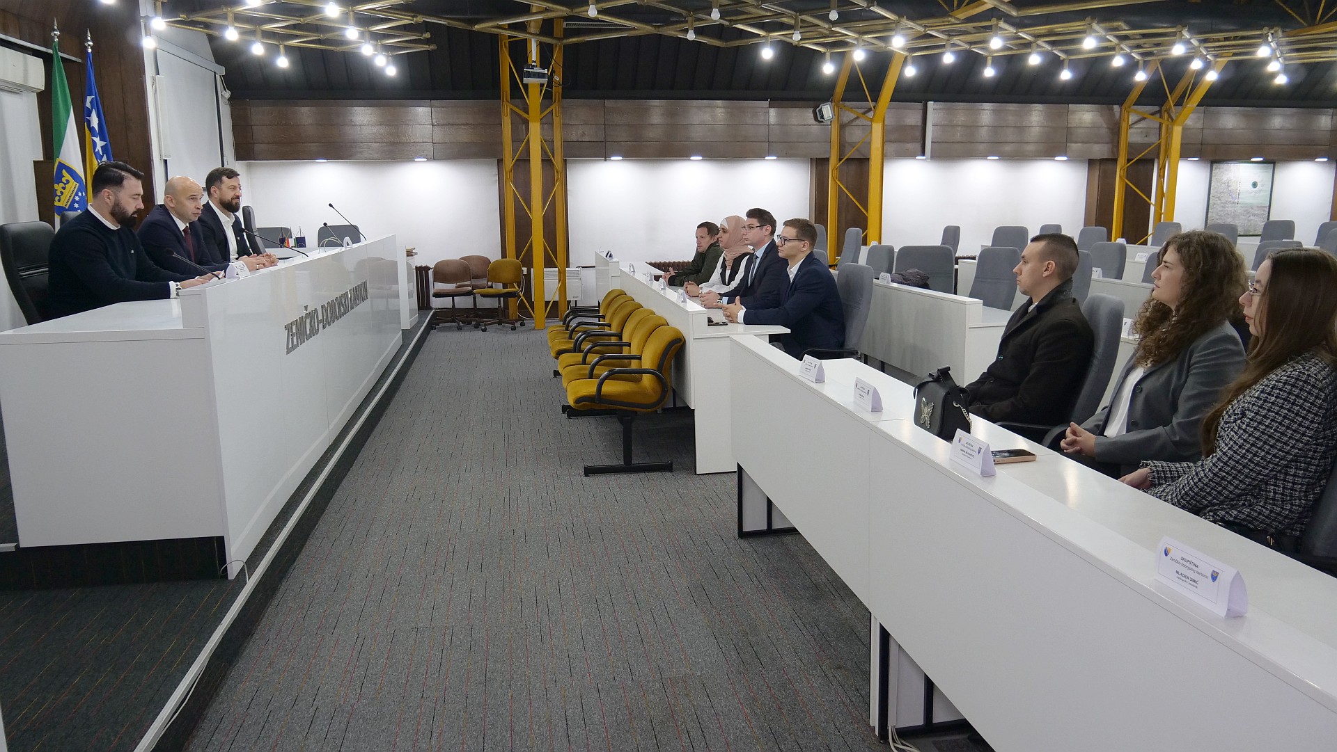 Premijer Pivić i ministar Mušija ugostili dobitnike Nagrade rektora Univerziteta u Zenici