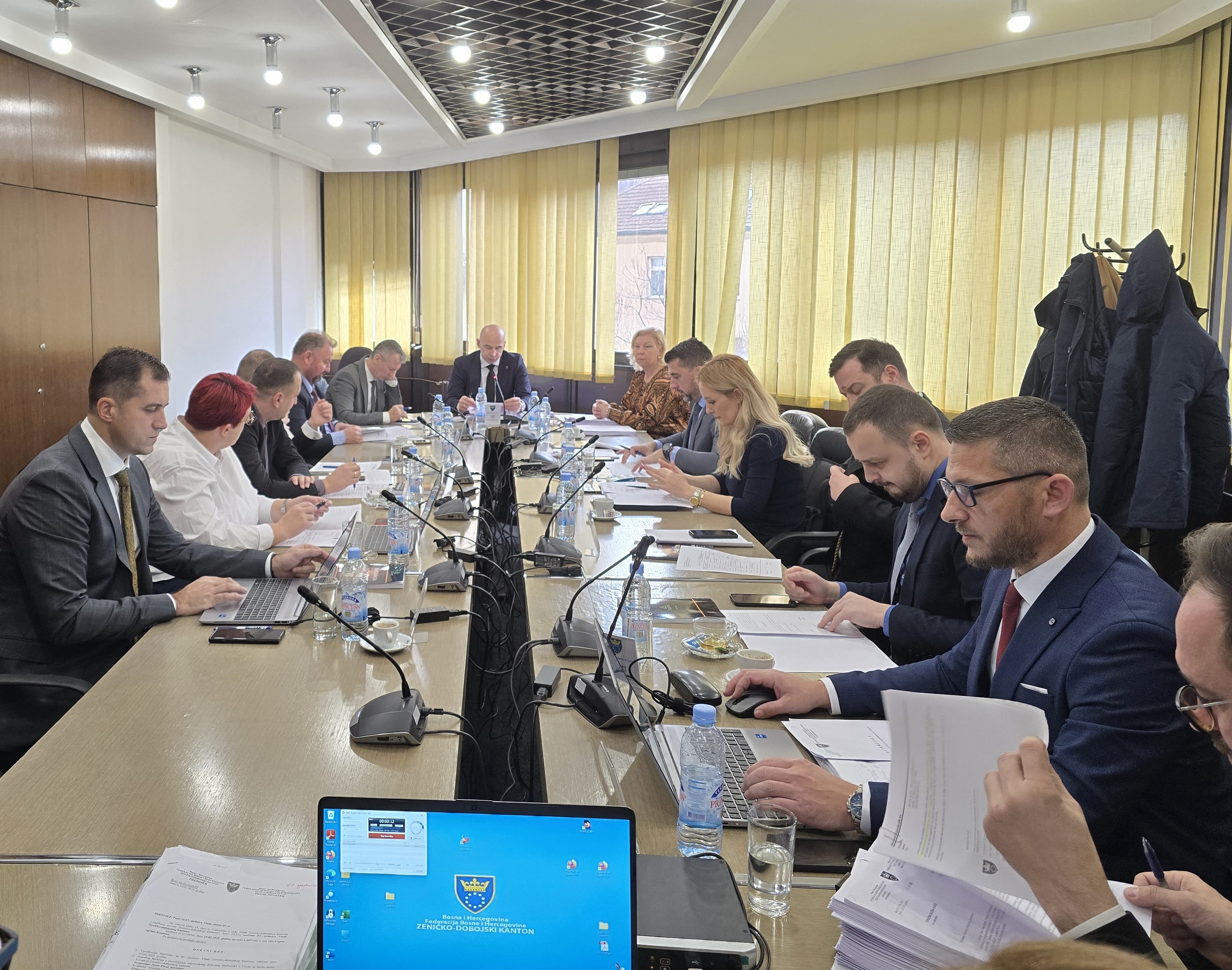 Vlada ZDK za zaštitu, održavanja, rekonstrukcije i izgradnje regionalnih cesta izdvaja više od 24 miliona KM, donesena i odluka o nabavci helikoptera