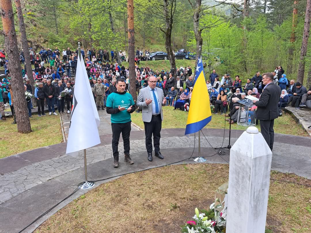 Ministar Adnan Sirovica prisustvovao obilježavanju 28. aprila - Dana kakanjskih šehida vozućkog ratišta