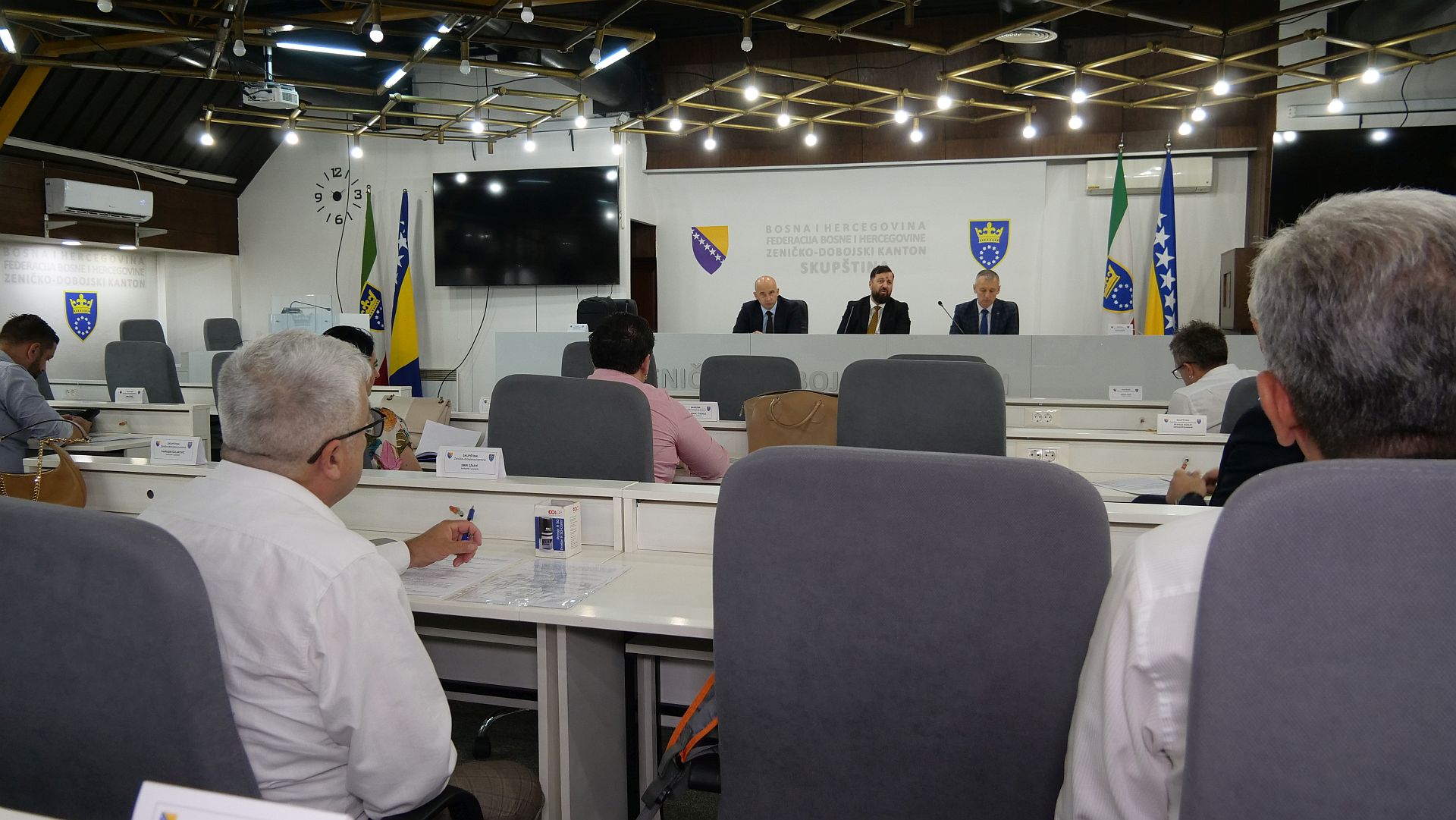 Nakon 28 godina rješava se status ustanova kulture u ZDK: Nakon povećanja plata od 22 posto u nepune dvije godine, slijedi novo povećanje plata od 15 posto 