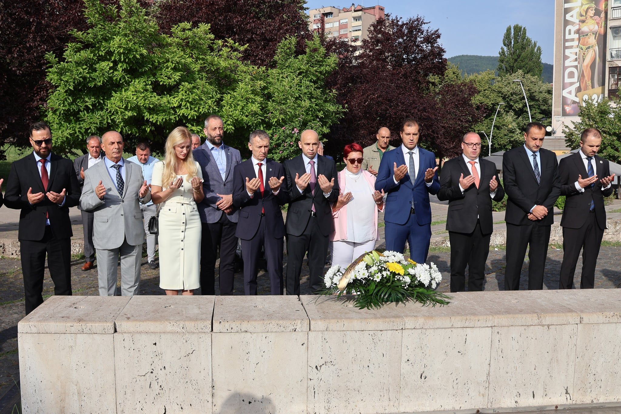 Čestitka premijera Pivića i predsjedavajućeg Huskića za Dan Kantona