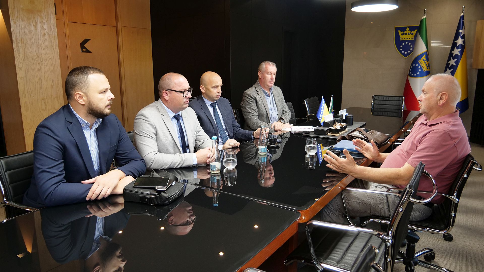 Premijer Pivić razgovarao s predsjednikom Saveza udruženja logoraša ZDK