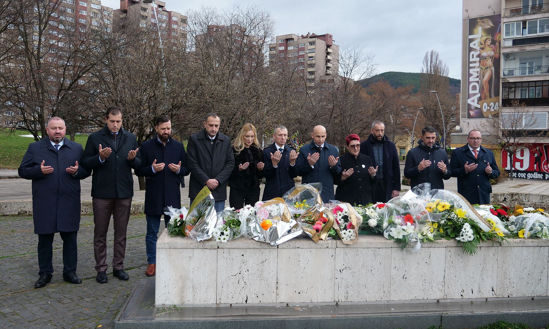 Dan državnosti BiH: Delegacija Vlade i Skupštine Zeničko-dobojskog kantona odala počast na spomen obilježjima 'Papirna' i 'Kameni spavač'
