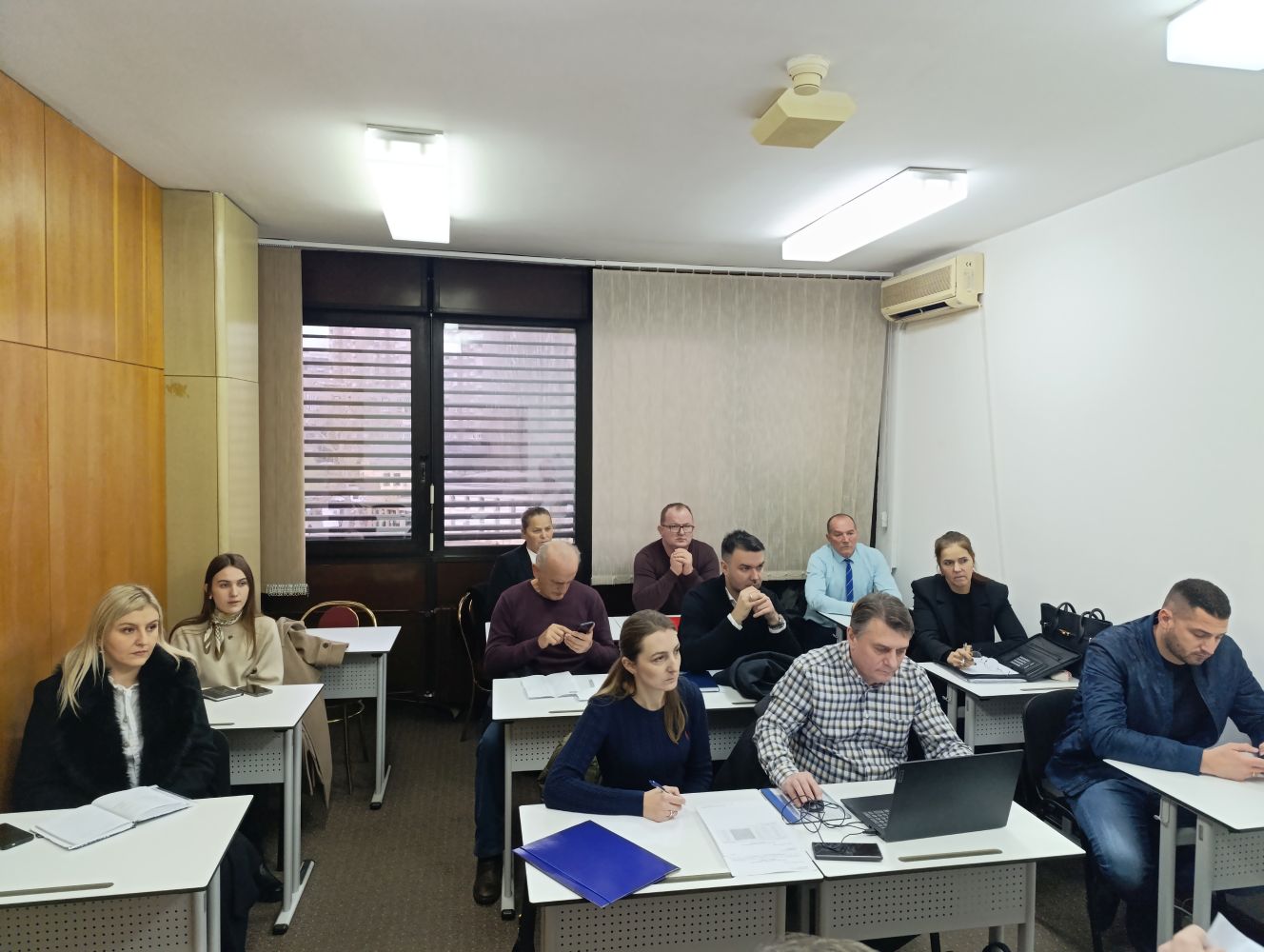 Postupak usklađivanja i registracije redova vožnje za linijski prijevoz putnika na kantonalnim autobusnim linijama na području Zeničko-dobojskog kantona za period 2026-2029. godina