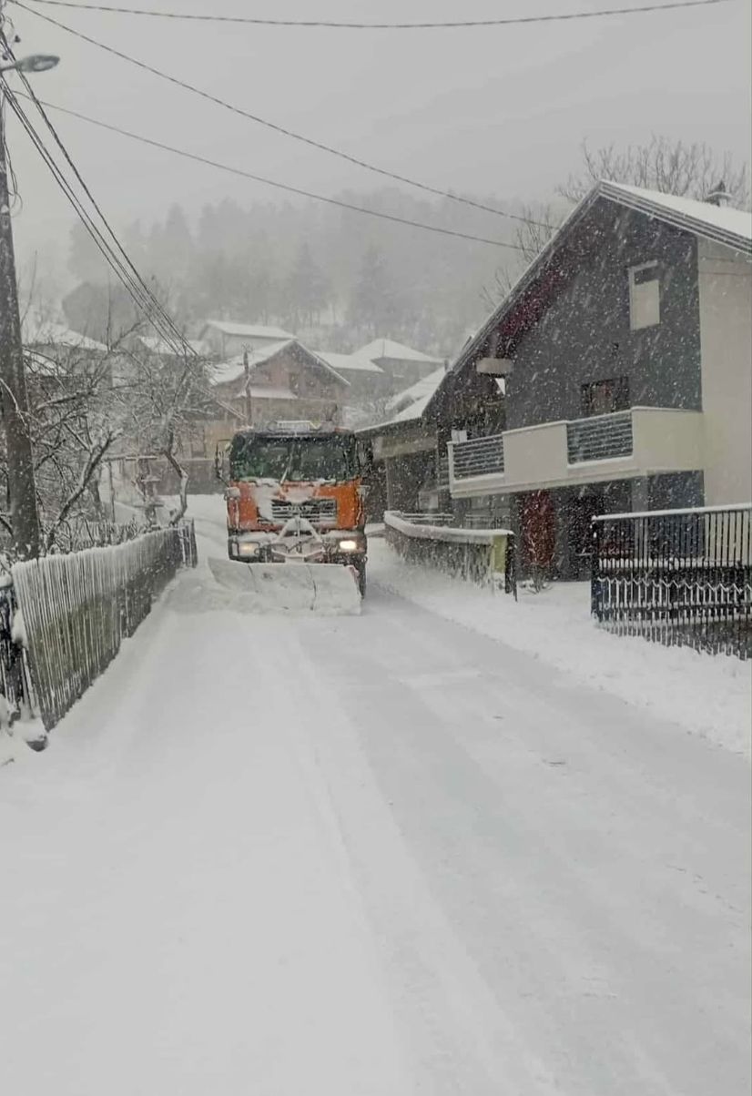 Premijer Pivić: Stanje u ZDK stabilno, nadležne službe u pripravnosti 