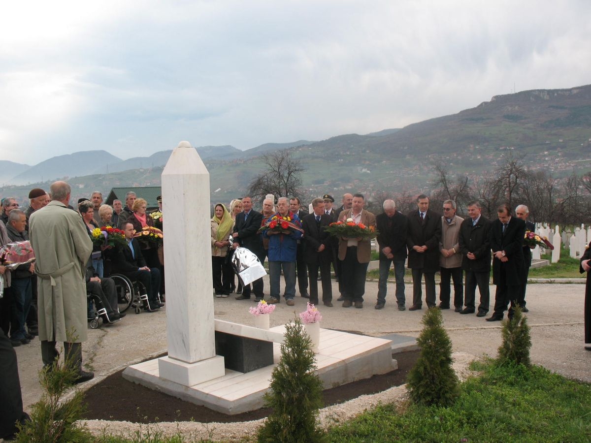 Povodom Dana oslobođenja Zenice premijer Plevljak posjetio spomen obilježja borcima