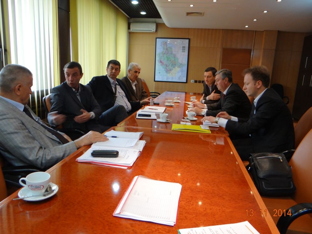 BLUHENVOOD KAO I SVI KUPCI