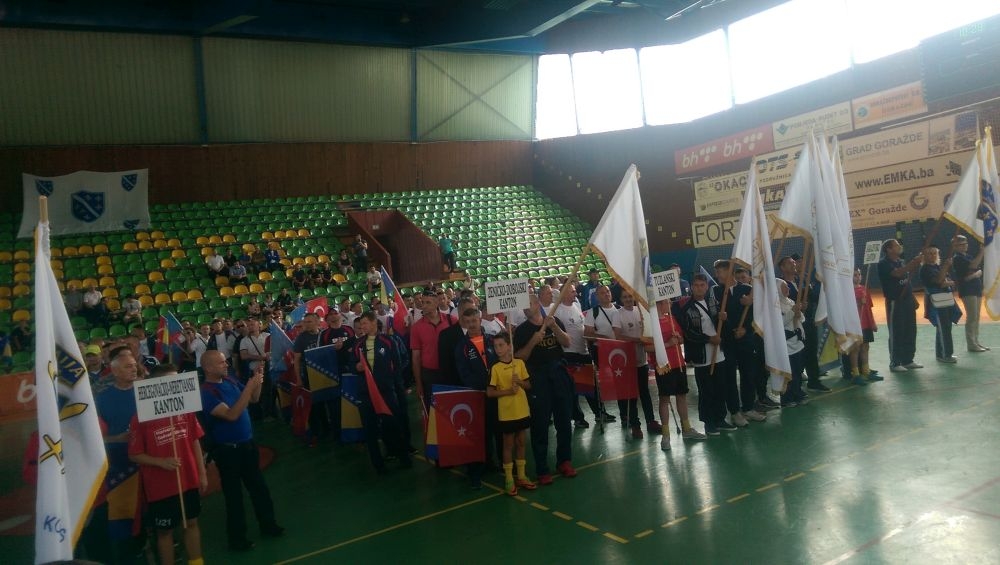 MINISTAR FAHRUDIN ČOLAKOVIĆ U GORAŽDU NA SPORTSKIM IGRAMA RVI ČESTITAO SVEUKUPNU POBJEDU UČESNICIMA IZ ZDK