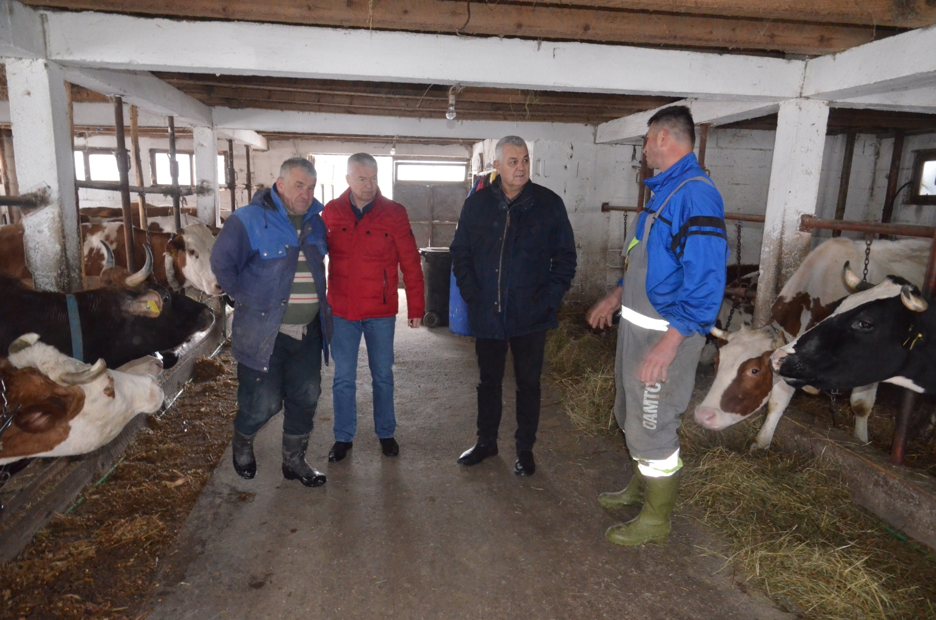 MINISTAR MARIĆ POSJETIO FARMERE U MAGLAJU I ŽEPČU