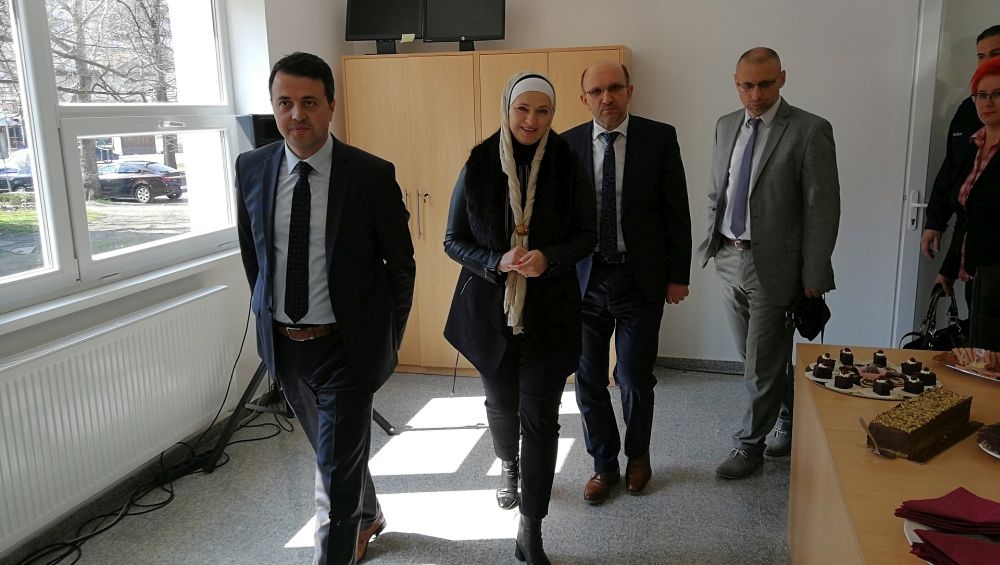 PREMIJER GANIĆ POVODOM OTVARANJA PROSTORIJA POREZNE ISPOSTAVE VISOKO: POREZNI SISTEM MORA IMATI DOBRU INFRASTRUKTURU