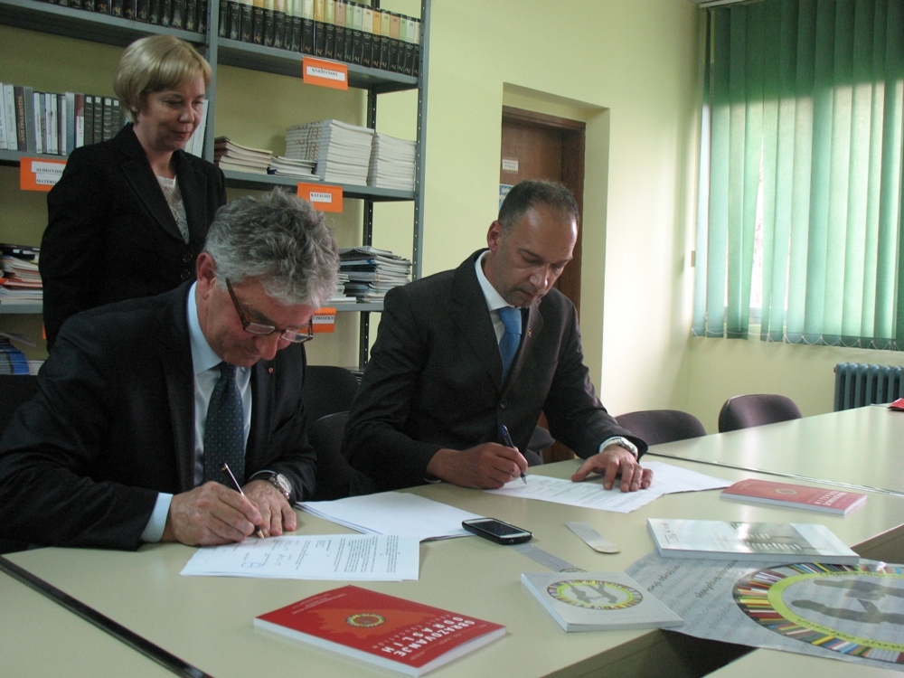 SARADNJA SA DVV INTERNATIONAL NA OBRAZOVANJU ODRASLIH U ZDK