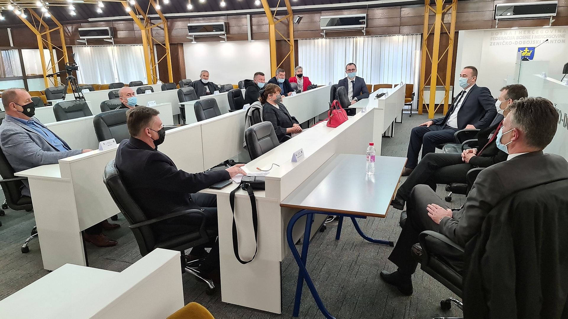 VLADA I SKUPŠTINA ZDK OBILJEŽILI DAN NEZAVISNOSTI BIH: ODATA POČAST BRANIOCIMA I ODRŽAN PRIJEM ZA BRANILAČKA UDRUŽENJA