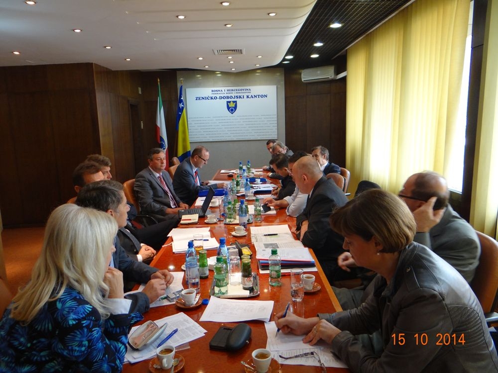 UNDP SANIRA OŠTEĆENE, FOND GRADI UNIŠTENE KUĆE