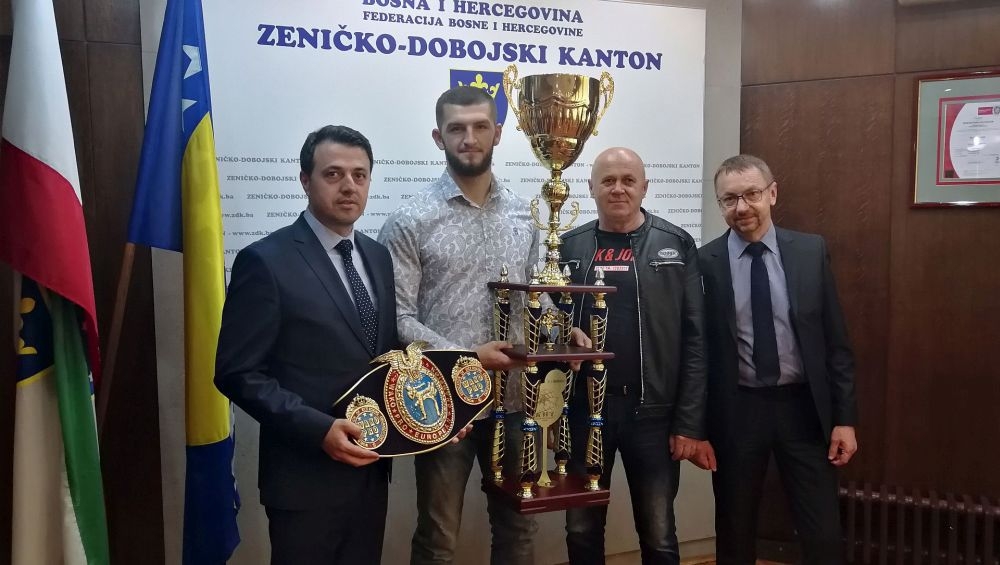 PRIJEM U VLADI ZA NOVOG EVROPSKOG KICKBOX PRVAKA AHMEDA KRNJIĆA: VI STE PONOS I JEDAN OD NAJBOLJIH BRENDOVA BIH