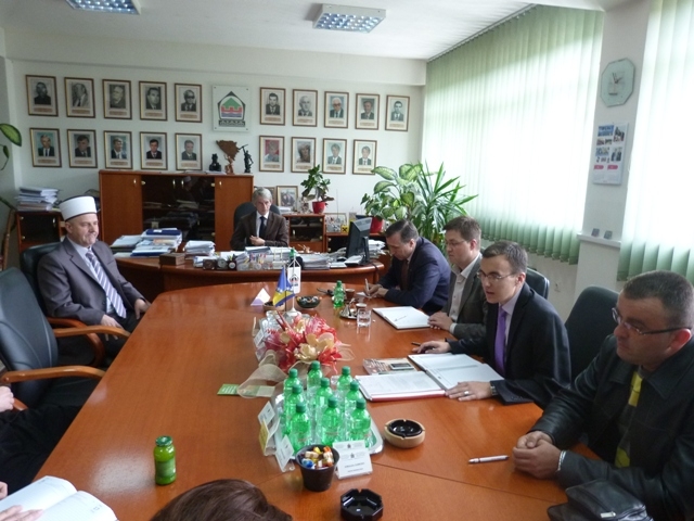 Premijer Plevljak sa Odborom za međureligijsku saradnju posjetio Općinu Kakanj