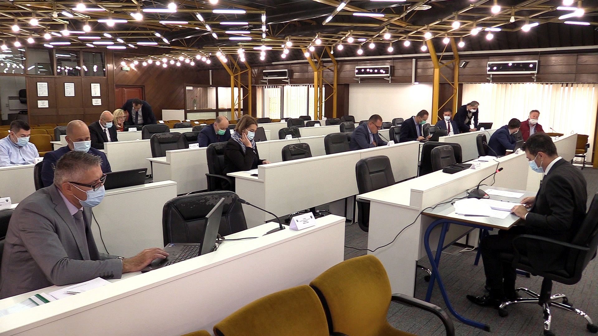 VLADA ZDK ODOBRILA SUBVENCIJU DIJELA MARTOVSKE PLAĆE ZA DODATNIH 184 RADNIKA