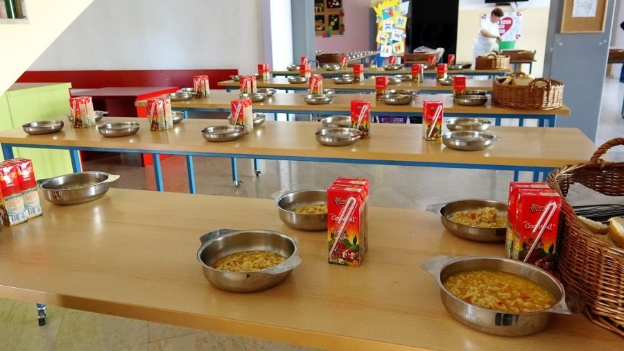 KANTONALNA UPRAVA ZA INSPEKCIJSKE POSLOVE NAJAVILA POJAČANE KONTROLE ŠKOLSKIH KUHINJA I PRIJEVOZA UČENIKA