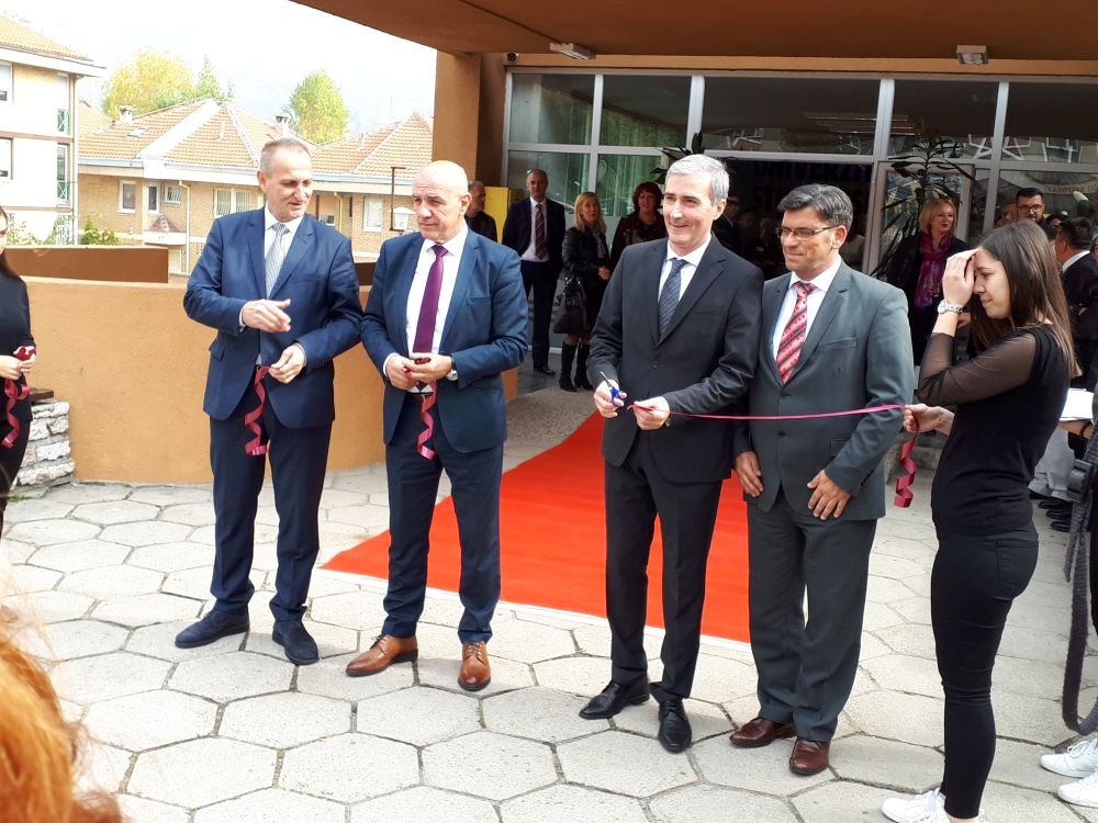 INVESTICIJA VRIJEDNA 250.000 KM: ZAVRŠENO UTOPLJAVANJE ZGRADE STUDENTSKOG CENTRA UNIVERZITETA U ZENICI