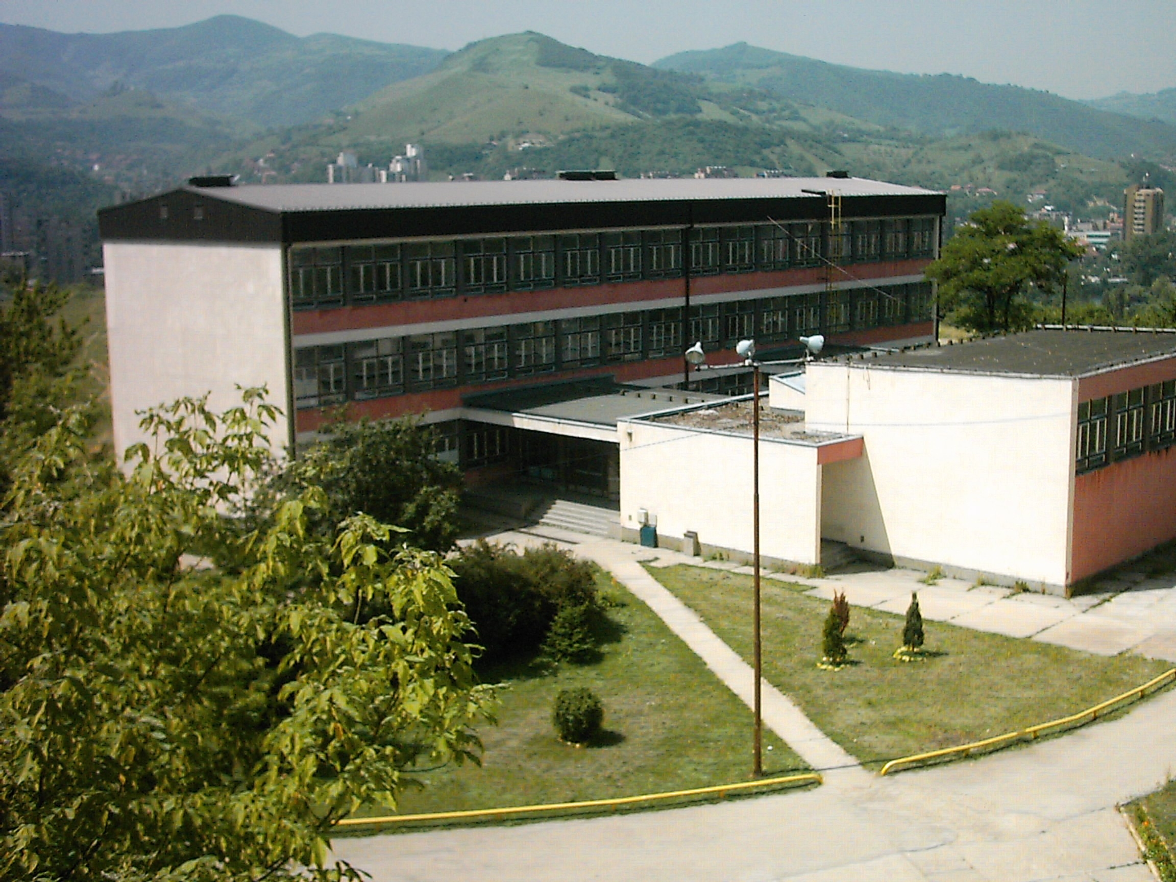 FINANSIJSKA SREDSTVA ZA SUBVENCIONIRANJE TROŠKOVA ENERGETSKE EFIKASNOSTI ŠKOLA