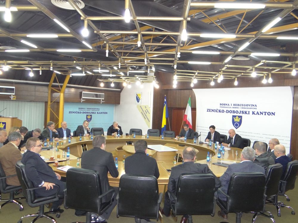 PREMIJER KANTONA I MINISTRI SA UDRUŽENJIMA PRIVREDNIKA