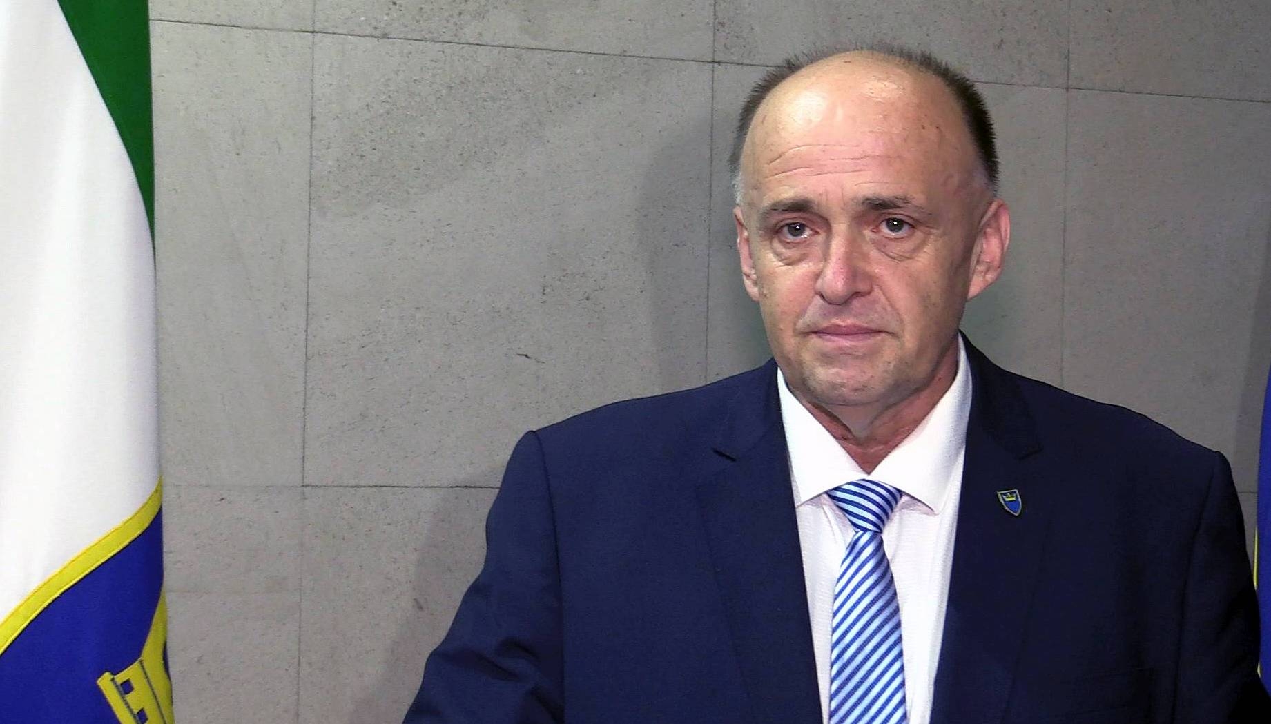 DOMU ZDRAVLJA ZAVIDOVIĆI USTUPLJEN MAMOGRAFSKI APARAT ZA POTREBE PROJEKTA SKRININGA RAKA DOJKE