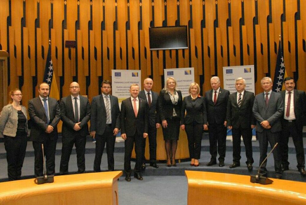 PREDSJEDAVAJUĆI DUVNJAK PRISUSTVOVAO ZAVRŠETKU TWINNING LIGHT PROJEKTA U SARAJEVU