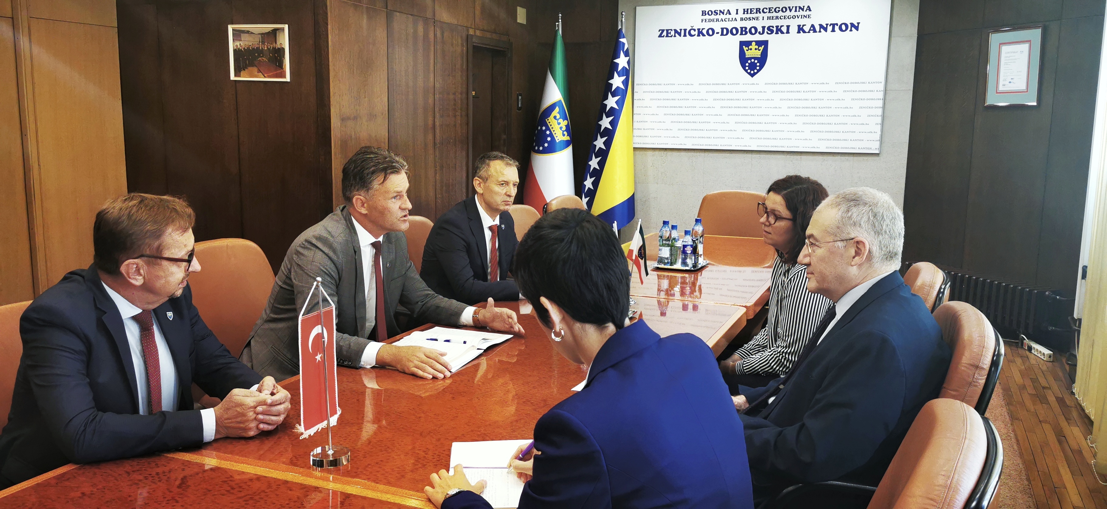 NOVOIMENOVANI AMBASADOR TURSKE U BOSNI I HERCEGOVINI, NJ.E. SADIK BABÜR GIRGIN, U POSJETI ZENIČKO-DOBOJSKOM KANTONU