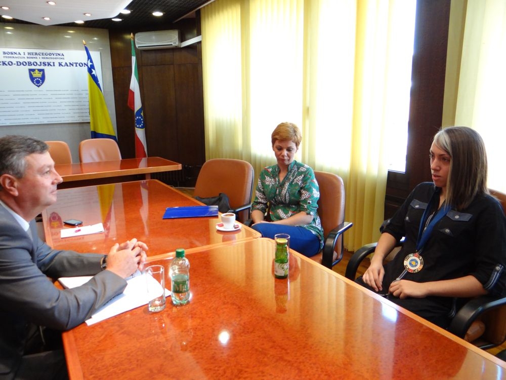 ZLATNA ENA U VLADI ZDK