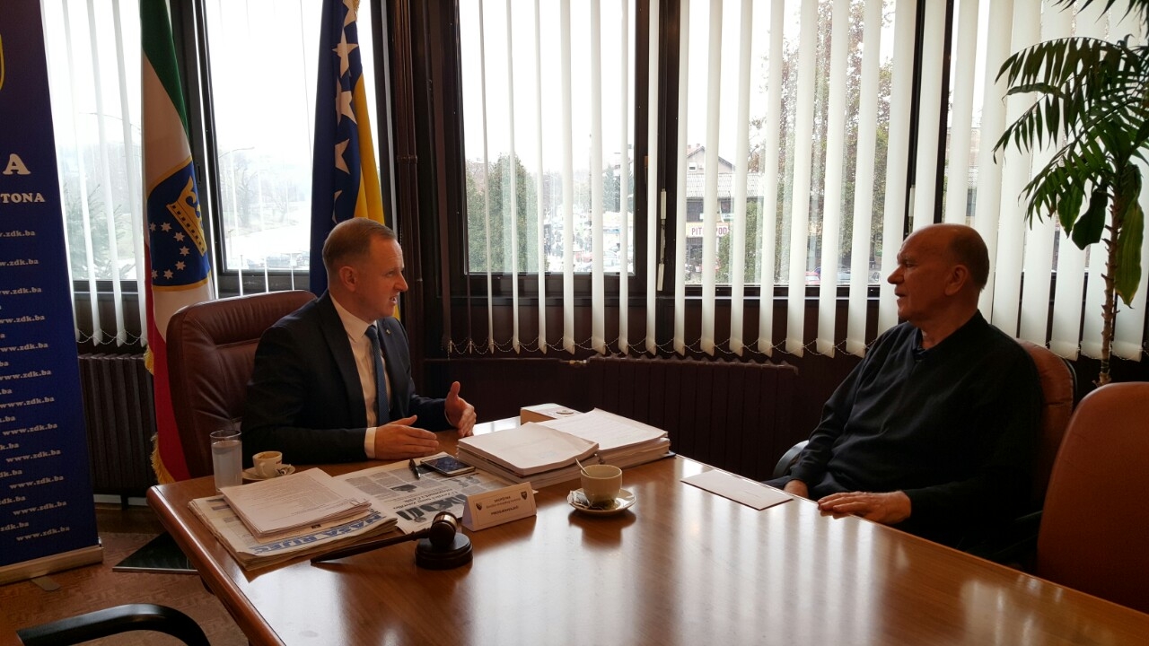 PRVI GUVERNER ZENIČKO-DOBOJSKOG KANTONA U POSJETI SKUPŠTINI ZENIČKO-DOBOJSKOG KANTONA