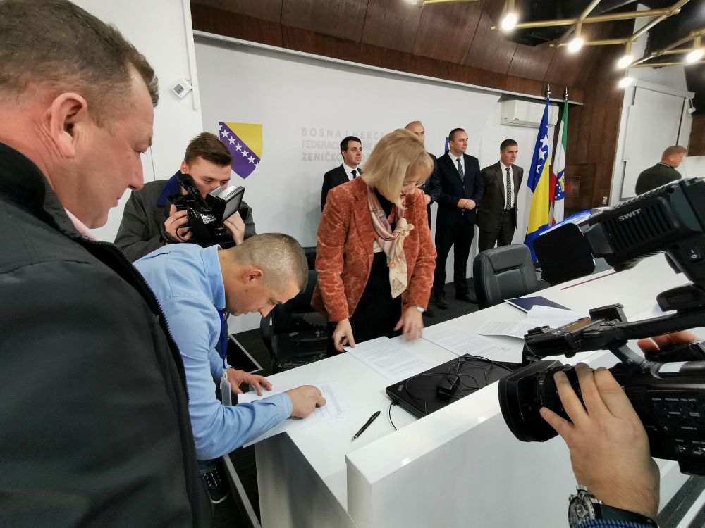 POTICAJ ZA SAMOZAPOŠLJAVANJE DOBILO 100 PRIPADNIKA BRANILAČKE POPULACIJE U ZDK