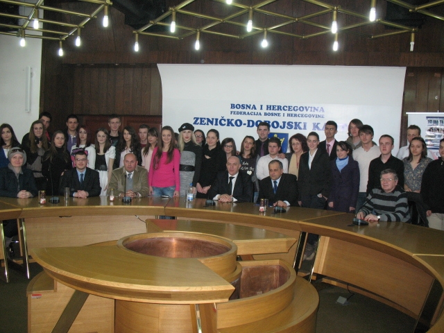 Predsjedavajući kantonalne Skupštine primio delegaciju Mreže vijeća učenika srednjih škola