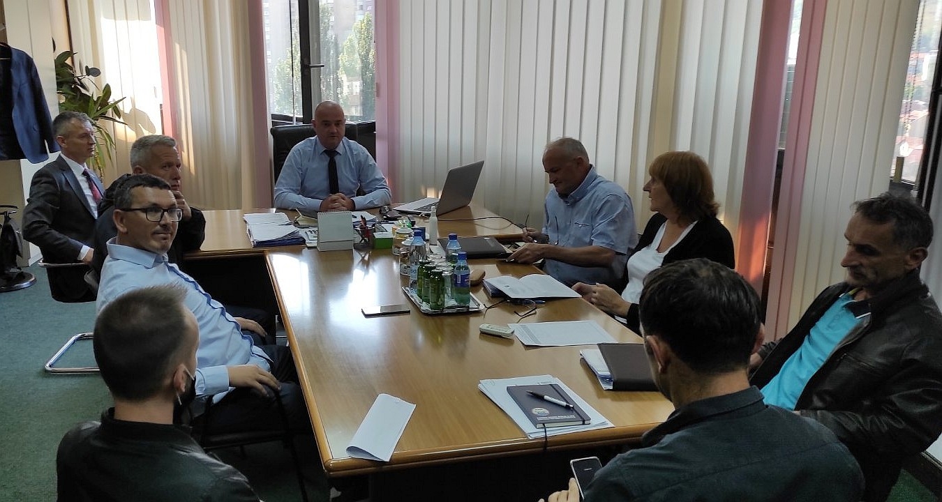 ODRŽAN SASTANAK SHODNO INICIJATIVI ZA PROGLAŠENJE ZAŠTITNIH ŠUMA NA PODRUČJU MZ "ŽELJEZNO POLJE"