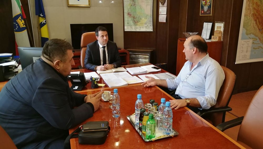 PODRŠKA SAJMU PRIVREDE U TEŠNJU, TRAŽITI RJEŠENJE ZA PROBLEM ZASTOJA SAOBRAĆAJA U VRANDUKU