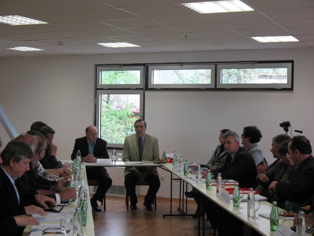 Partnerski  razgovor Vlade Zeničko-dobojskog kantona i kantonalnih sindikata o kolektivnim ugovorima