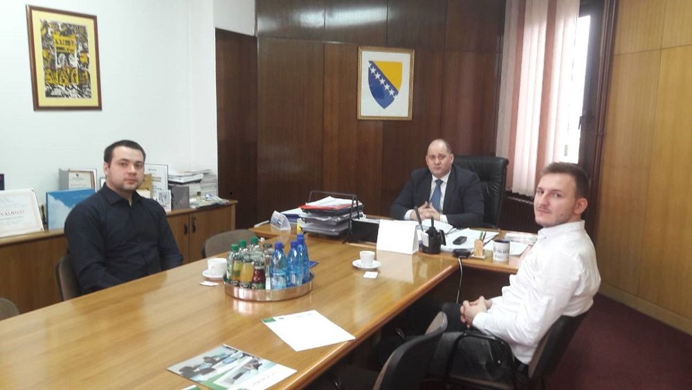 MINISTAR ZA PRIVREDU ODRŽAO SASTANAK SA MLADIM PODUZETNICIMA IZ OPĆINE KAKANJ