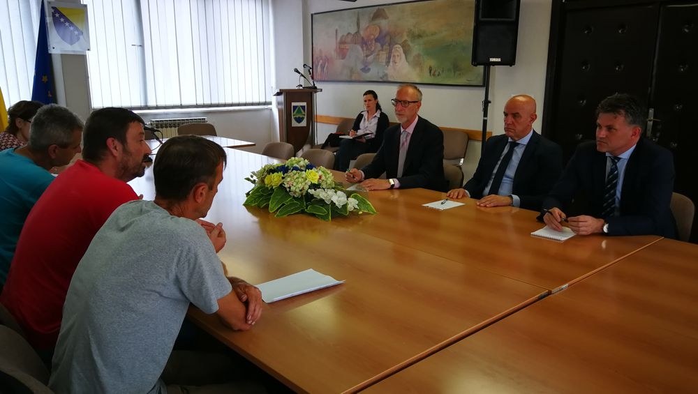 VLADE ZDK I FBIH FORMIRAJU FOND ZA POMOĆ RADNICIMA KRIVAJE ZAVIDOVIĆI