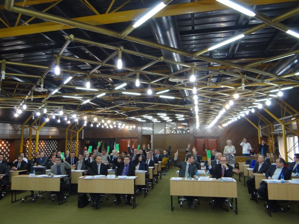 DONESEN BUDŽET ZENIČKO–DOBOJSKOG KANTONA ZA 2015. GODINU