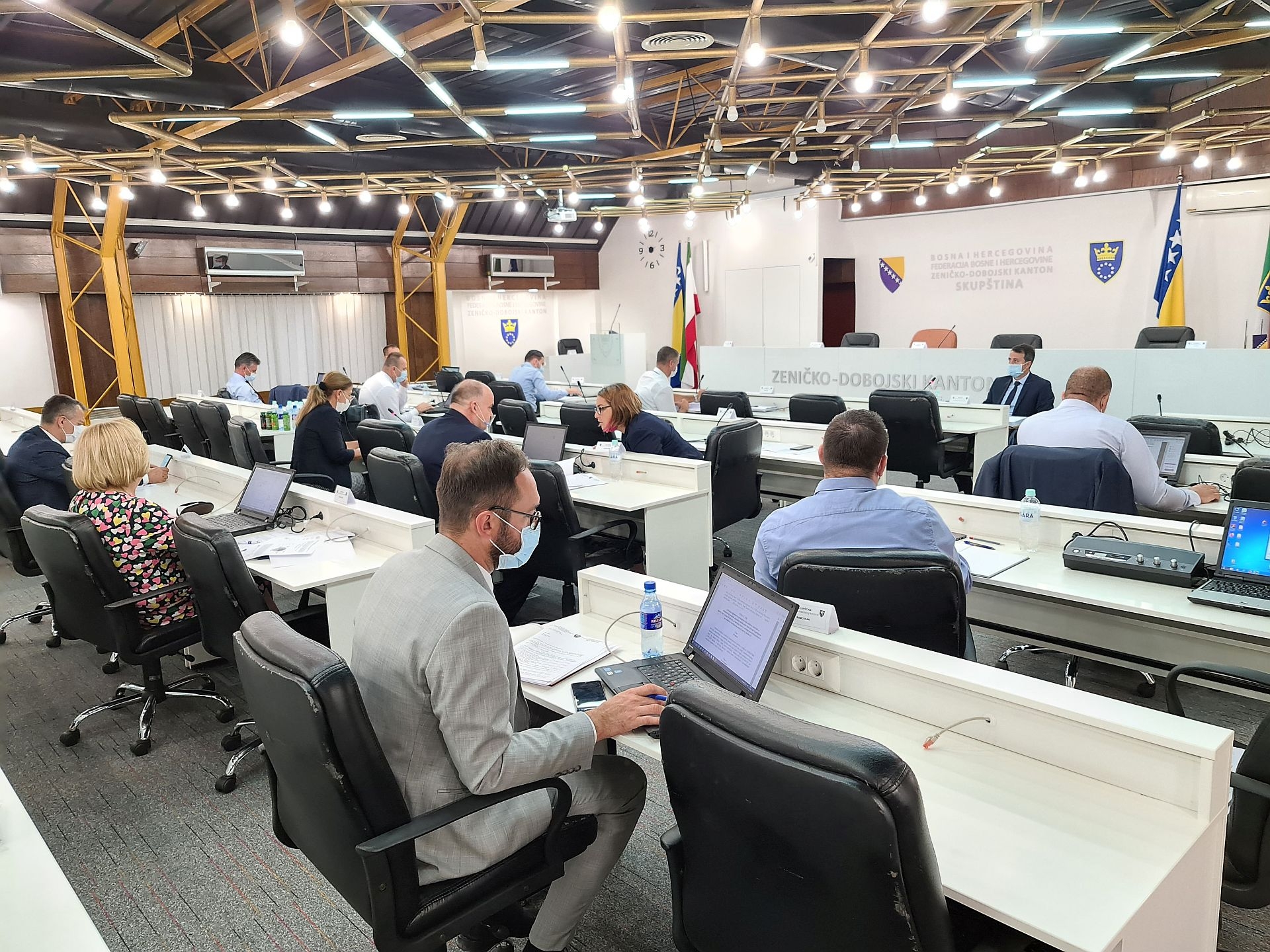 VLADA ZDK USVOJILA IZVJEŠTAJE O RADU ZDRAVSTVENIH USTANOVA, ODOBRENA SUBVENCIJA PLATE ZA JOŠ 358 RADNIKA