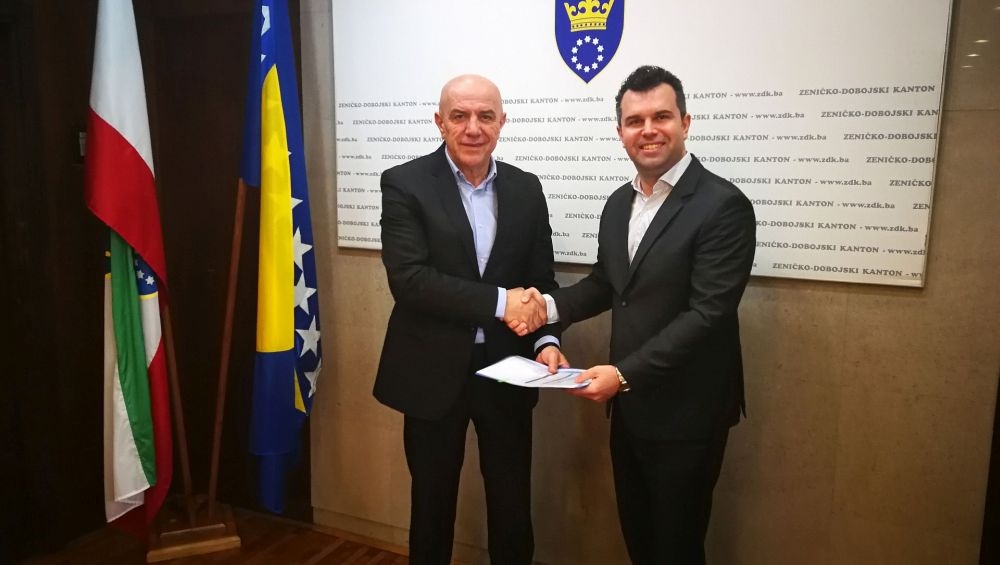 ZENIČKO-DOBOJSKI KANTON PRVI U FBIH SA „MICROSOFTOM“ POTPISAO OKVIRNI SPORAZUM O PROGRAMU KOLIČINSKOG LICENCIRANJA