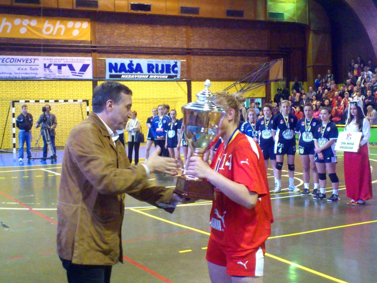 Pobjednice Kupa BiH za rukometašice u Zavidovićima ŽRK “Borac”