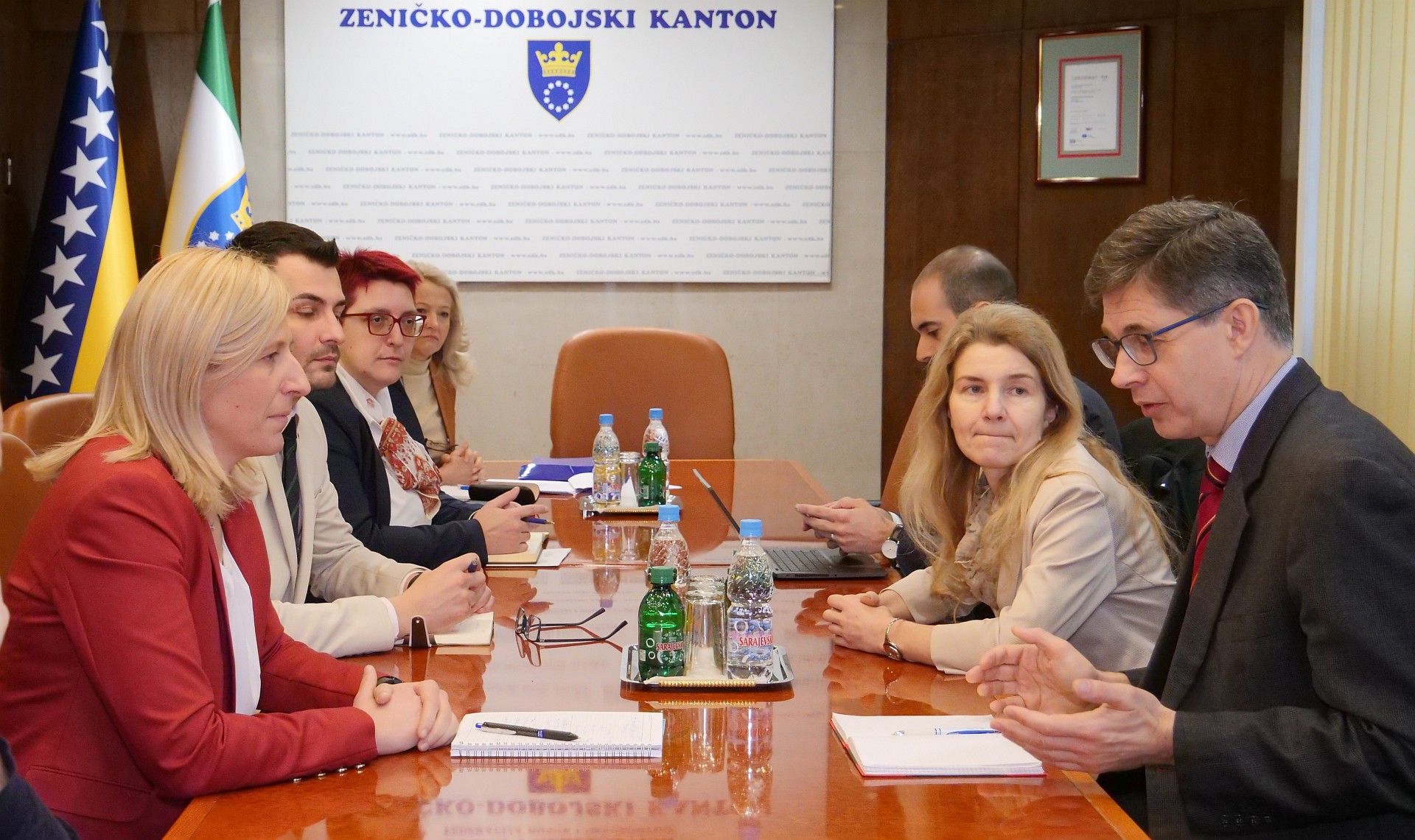 PREMIJERKA MEHMEDIĆ I PREDSTAVNICI SVJETSKE BANKE RAZGOVARALI O PROJEKTU UNAPREĐENJA KVALITETA ZRAKA