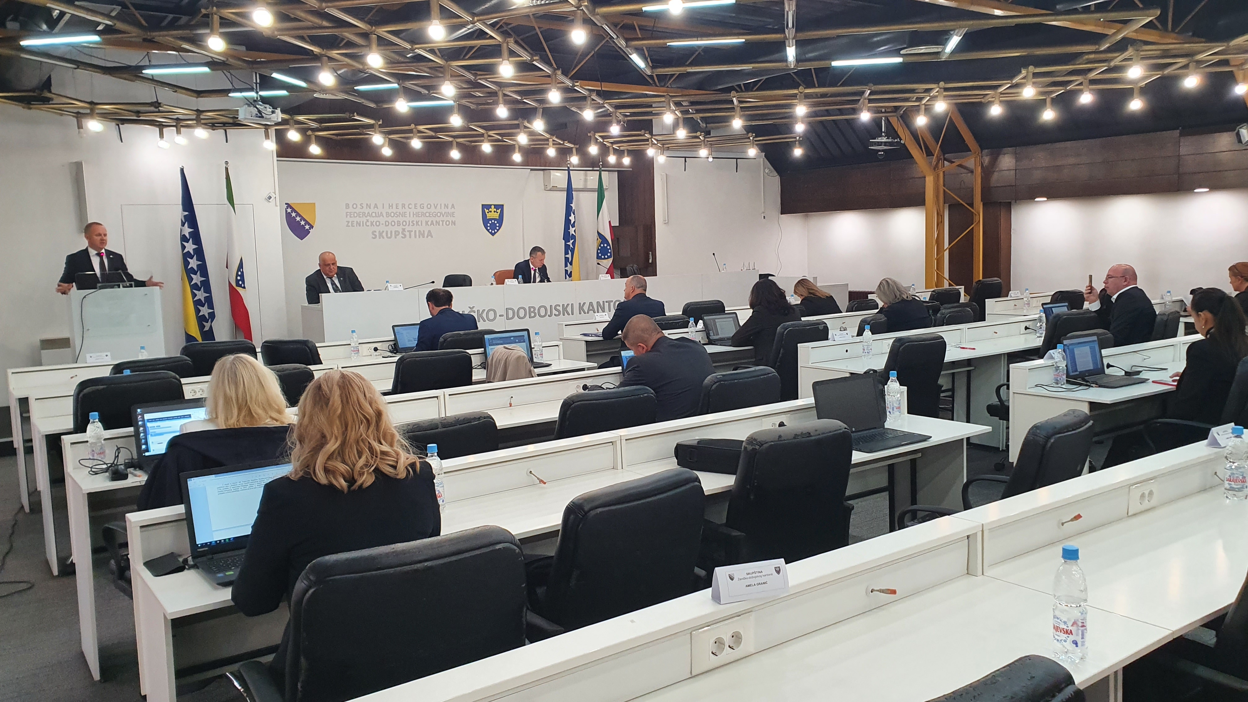 SAOPĆENJE SA 50. SJEDNICE SKUPŠTINE ZENIČKO-DOBOJSKOG KANTONA