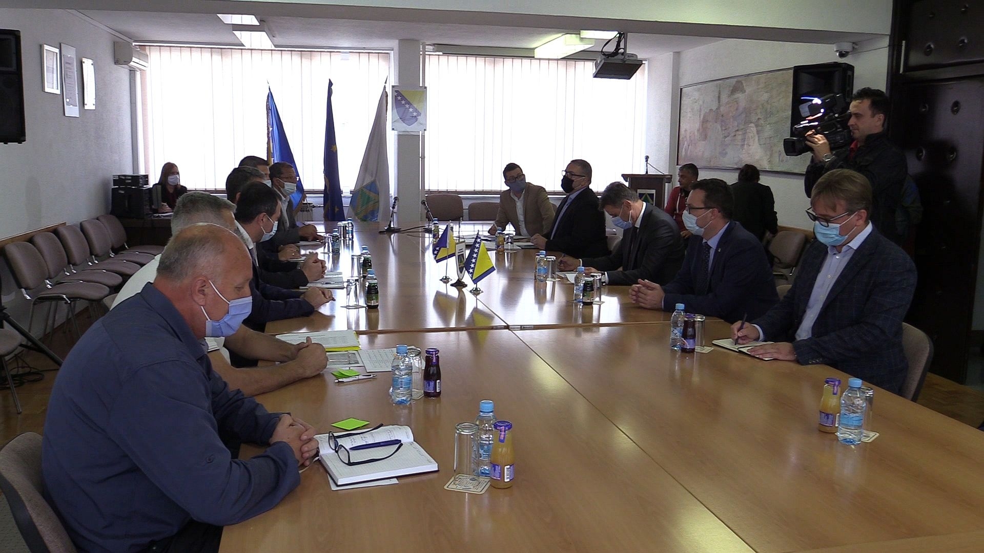 FEDERACIJA BIH ĆE OMOGUĆITI PENZIONISANJE JOŠ 29 RADNIKA KRIVAJE MOBEL U STEČAJU