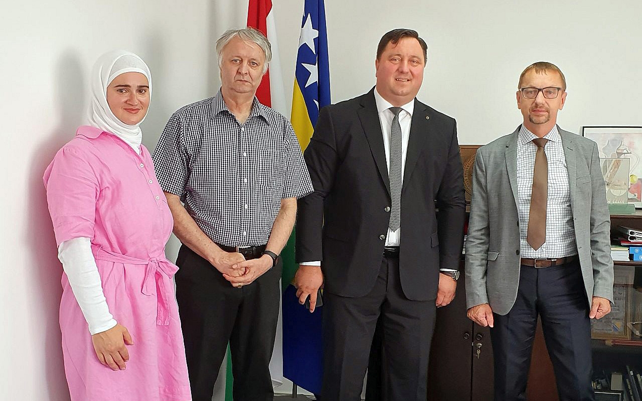 ZDK POTPISAO UGOVOR O SMJEŠTAJU STUDENATA U STUDENTSKI CENTAR ISLAMSKE ZAJEDNICE U SARAJEVU