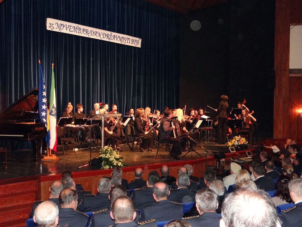 ogromna posjećenost na svečanoj akademiji u BNP u Zenici