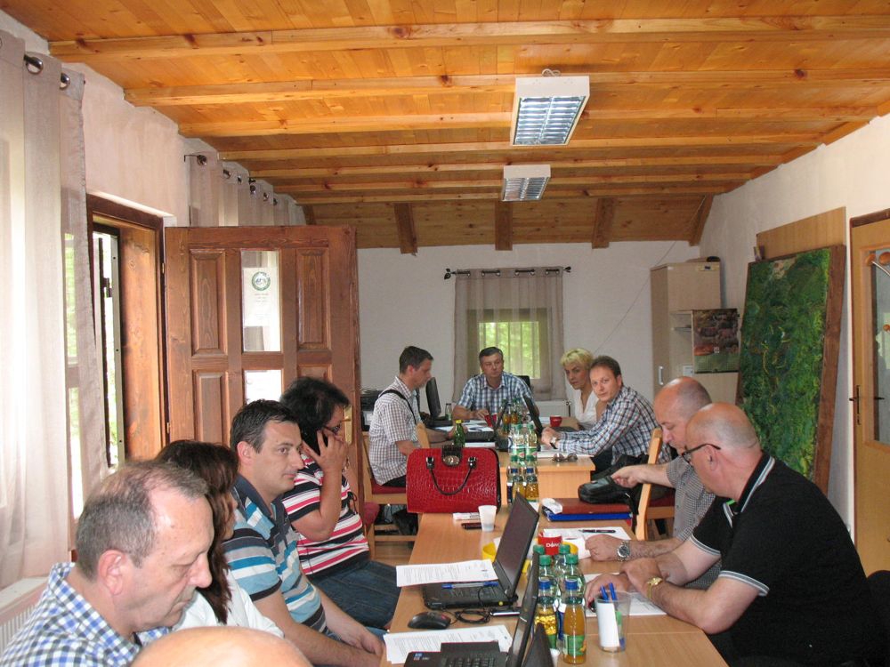 VLADA KANTONA POSJETILA ŠUMSKO-PRIVREDNO PREDUZEĆE I TAJAN