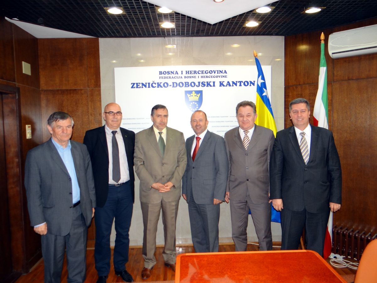 Zenički muftija sa saradnicima u sjedištu ZDK